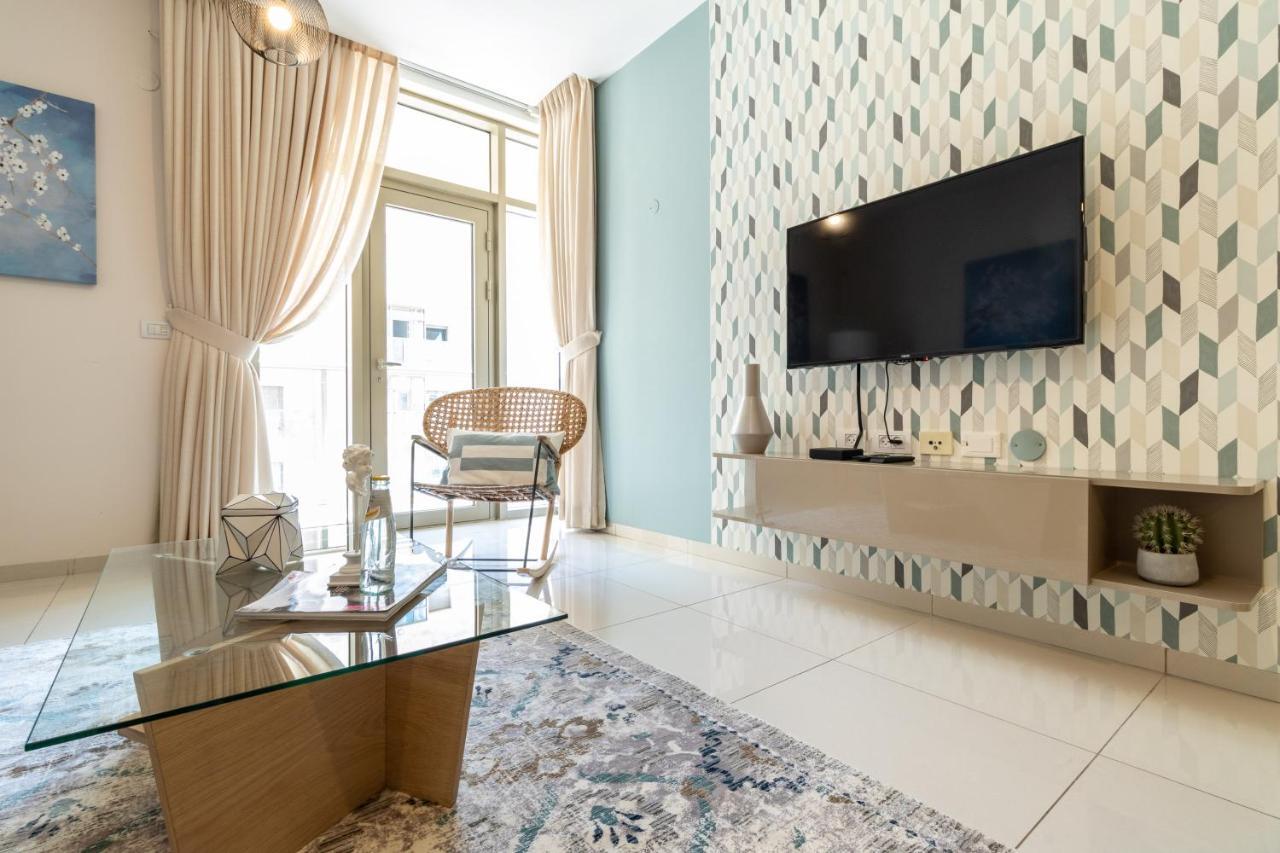 Luxury One-Bedroom Apartment/Parking In City Center Jerusalem Exterior photo